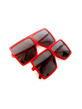Load image into Gallery viewer, J-Dior Oversized Sunglasses (Toddler/Kid)
